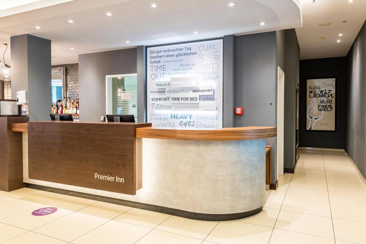Premier Inn Frankfurt City Centre Frankfurt am Main Eksteriør billede